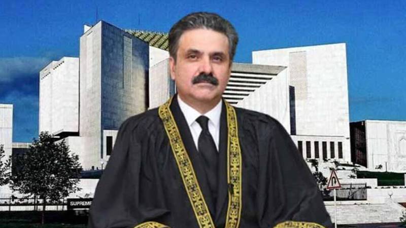 سپریم کورٹ اور وفاقی آئینی عدالت ایک دوسرے کے ماتحت نہیں ہم پلہ عدالتیں ہیں: فیصلہ جاری