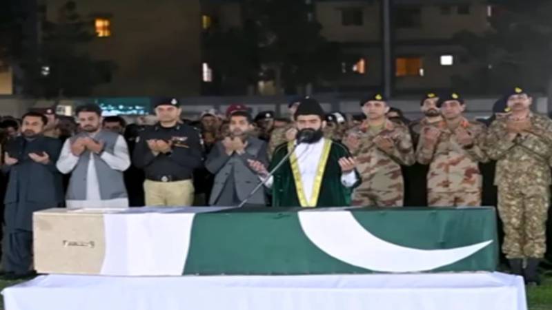 کوئٹہ میں شہید لیفٹیننٹ کرنل خالد حسین کی نماز جنازہ ادا کی گئی 