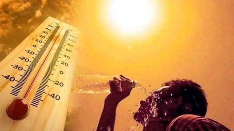 خیبرپختونخوا میں شدید گرمی کی شدت میں اضافے کا خدشہ، پی ڈی ایم اے کی جانب سے ہنگامی الرٹ جاری 