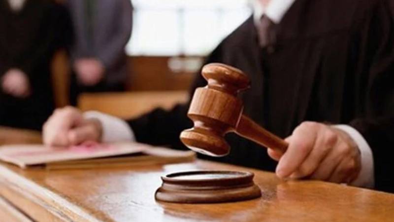 9 سالہ بچے کی حوالگی کیس: خاتون کی دوسری شادی پر دادی یا پھوپھی کی درخواست مسترد