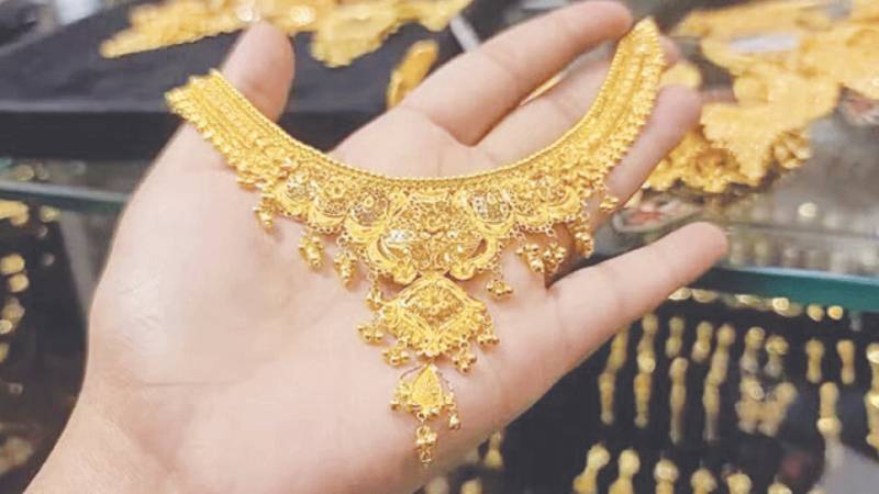 سونے کی قیمت میں بڑی کمی، فی تولہ ہزاروں روپے سستی 