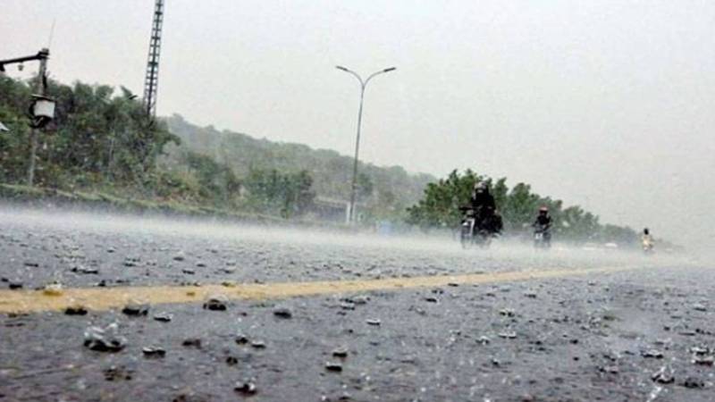 لاہور ڈویلپمنٹ پیکیج کے کئی منصوبے تاحال نامکمل، بارشوں نے خامیاں بے نقاب کر دیں