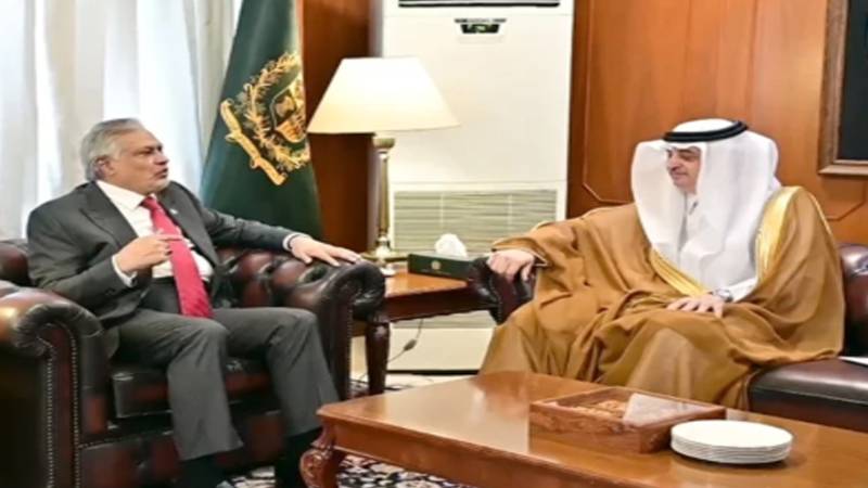 وزیر خارجہ سے سعودی سفیر کی ملاقات، دوطرفہ تعلقات اور علاقائی صورتحال پر گفتگو