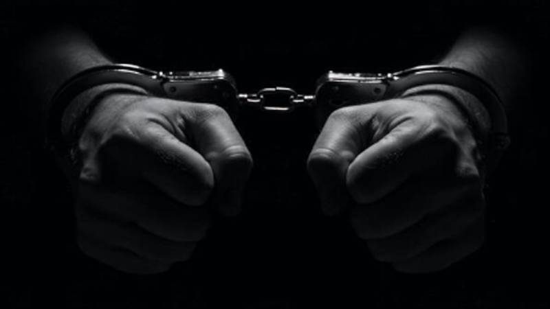 کمسن بچے سے غیر مناسب حرکت، آئس کریم فروش گرفتار