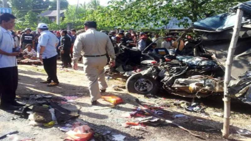 کمبوڈیا: دو ٹریفک حادثات میں 13 افراد ہلاک، درجنوں زخمی