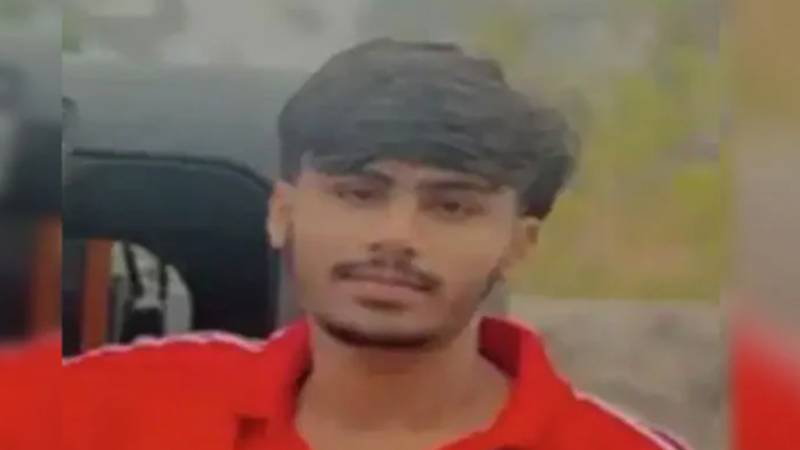 بھارت: کم عمر لڑکی کے ساتھ تعلق کے شبے میں بیڈمنٹن کھلاڑی کے قتل کا انکشاف