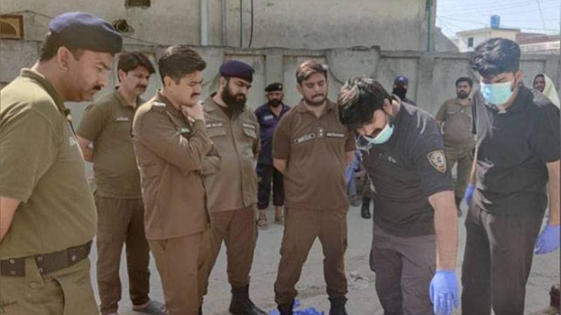 کوٹ لکھپت بوری بند لاش کیس: پولیس نے خاتون سمیت ملزمان گرفتار کر لیے، معمہ حل کرنے کا دعویٰ