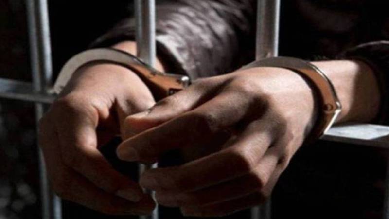 پولیس اور ڈاکوؤں کے درمیان مقابلہ، ایک ملزم گرفتار ہونے میں کامیاب