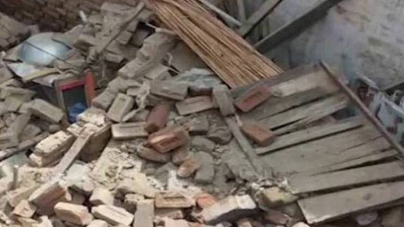 شانگلہ میں افسوسناک حادثہ، چھت تلے دب کر 6 بچے جاں بحق