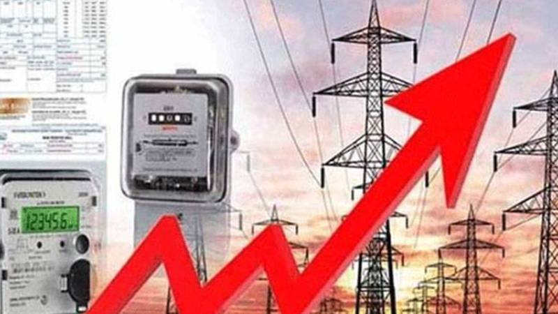حکومت کا صنعتوں کیلئے نیا بجلی ٹیرف لانے کا منصوبہ، زیادہ استعمال پر رعایت