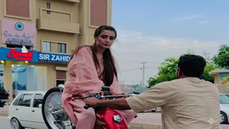 اسلام آباد کے ہاؤسنگ سوسائٹی میں خطرناک ون ویلنگ کی ویڈیو وائرل، پولیس کی تلاش جاری