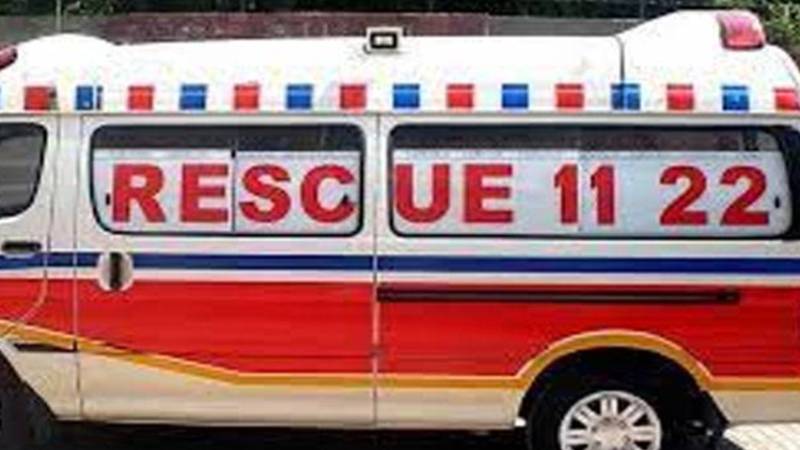 مری میں سیاحوں کی وین کو خوفناک حادثہ، آگ لگنے سے 6 افراد جاں بحق، 8 زخمی