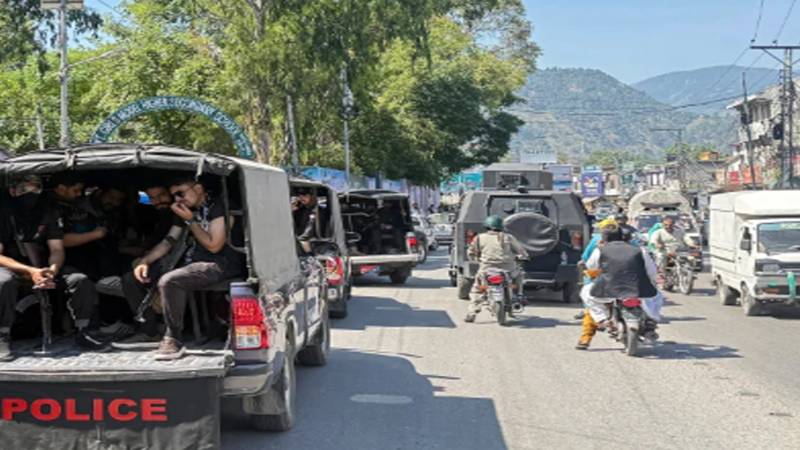 آزاد کشمیر میں جھڑپیں، فائرنگ سے سکیورٹی اہلکار زخمی