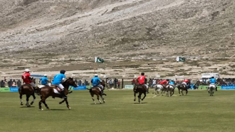 شندور پولو فیسٹیول 2026 کا شاندار آغاز، روایتی کھیل اور ثقافتی رنگوں کی بہار
