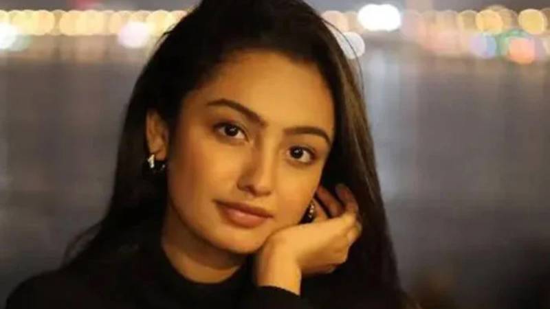 بھارتی اداکارہ سنچیتا اوگلے 22 سال کی عمر میں انتقال کر گئیں