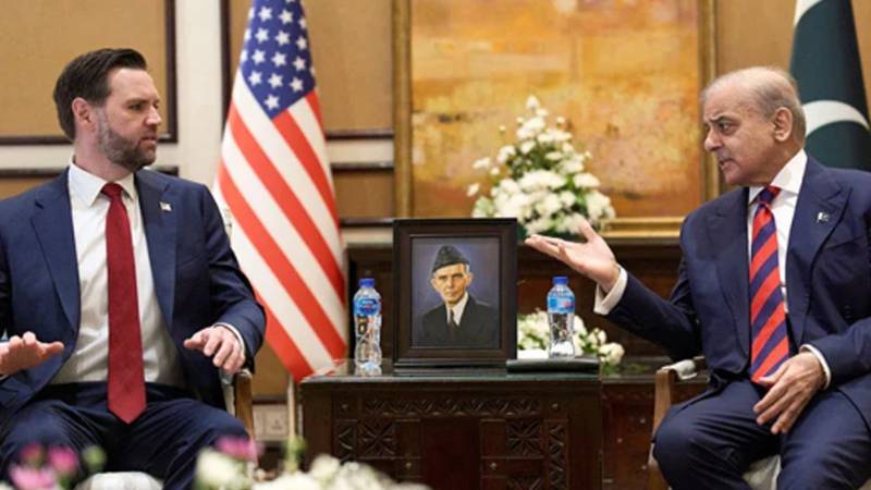 ایران امریکا جنگ میں پاکستان کے مصالحتی کردار کے سبب معاشی بہتری کے امکانات روشن