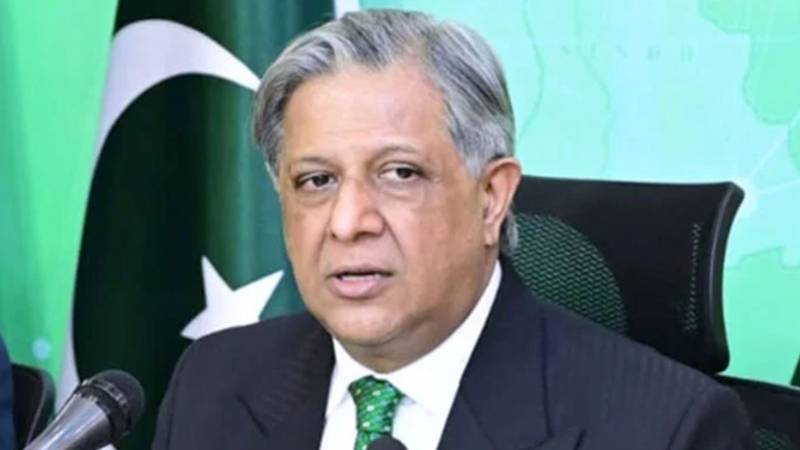 مالکان کی اجازت کے بغیر نجی املاک پر ٹاور نصب نہیں ہوگا: اعظم نذیر تارڑ