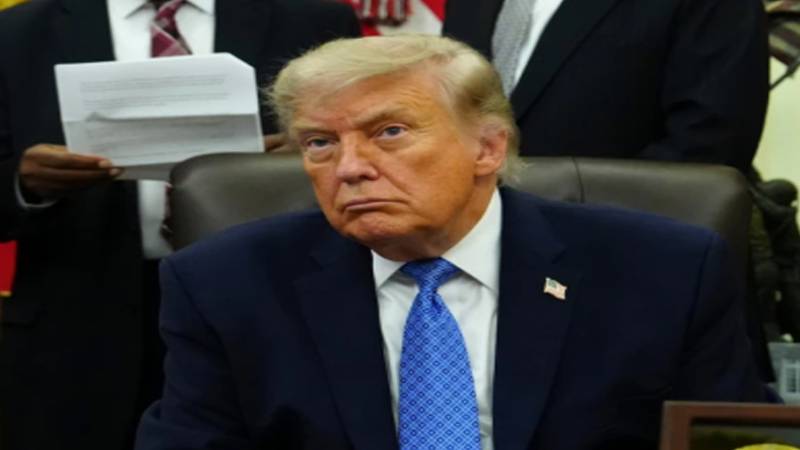 ٹرمپ کا یورپی یونین کو سخت انتباہ، 100 فیصد ٹیرف عائد کرنے کی دھمکی