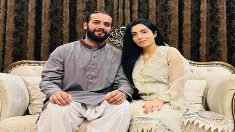 عماد وسیم اور سابقہ اہلیہ کی مبینہ آڈیو لیک وائرل، سوشل میڈیا پر نئی بحث چھڑ گئی