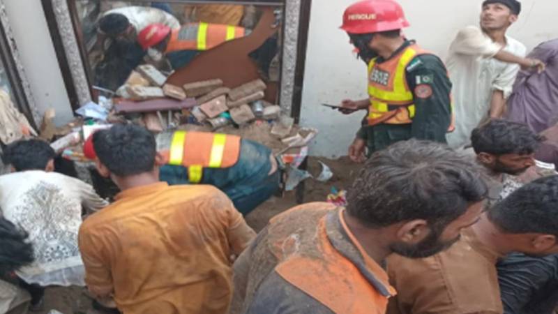 سانحۂ کاہنہ: مزید 7 بچوں کی نمازِ جنازہ آج ادا کی جائے گی، علاقے میں سوگ کی فضا برقرار