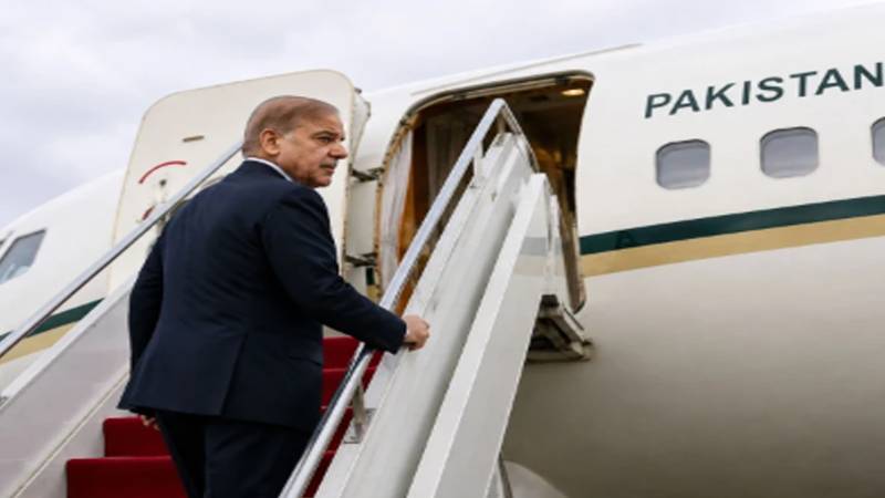 آیت اللہ علی خامنہ ای کی نمازِ جنازہ، وزیراعظم شہباز شریف آج ایران روانہ ہوں گے