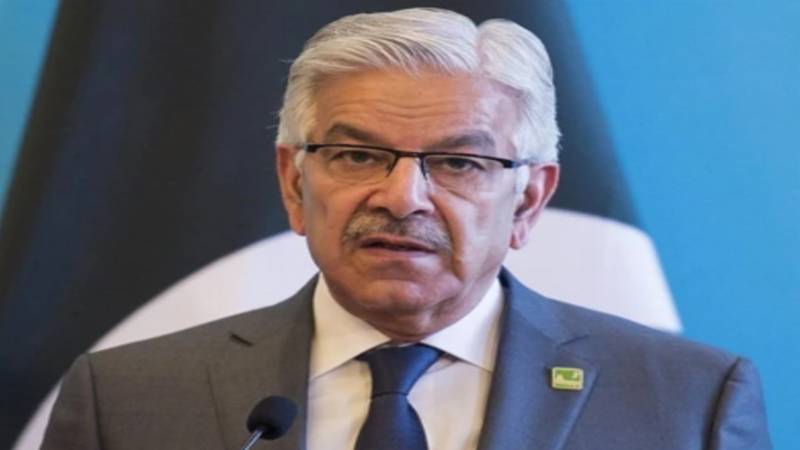 گروپ کیپٹن عاصم کی شہادت پر فتنۃ الخوارج کا جھورٹا پروپیگنڈا، وزیر دفاع کی سخت تنقید