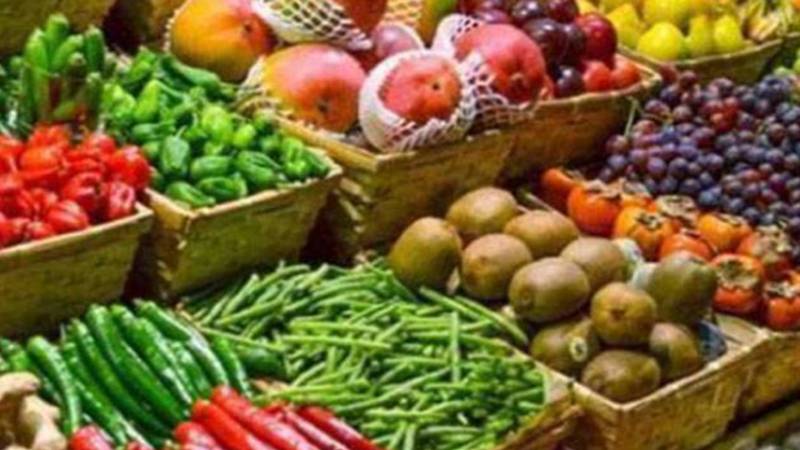 پھل اور سبزیوں کی قیمتیں آسمان پر، اوپن مارکیٹ میں سرکاری نرخ نظرانداز