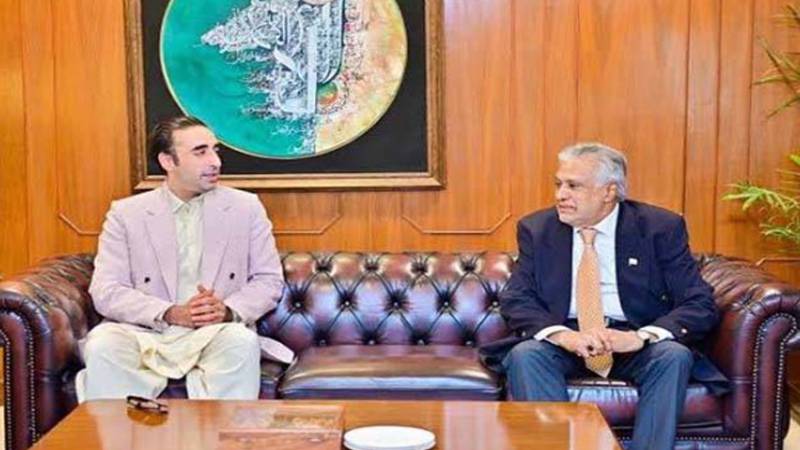 بلاول بھٹو اور اسحاق ڈار کی ملاقات، آزاد کشمیر اور گلگت بلتستان کی صورتحال پر تبادلہ خیال