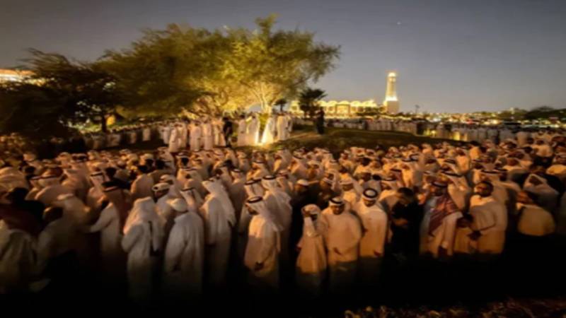 قطر کے سابق امیر شیخ حمد بن خلیفہ آل ثانی سپردِ خاک، سادہ اسلامی رسم کے مطابق تدفین