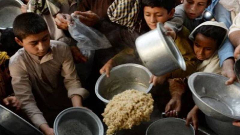 افغانستان میں غذائی بحران سنگین، لاکھوں بچے غذائی قلت کا شکار: یونیسیف
