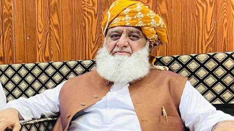 مولانا فضل الرحمان کے خلاف درخواست پر سماعت، عدالت کا 28 جولائی کو طلبی نوٹس جاری
