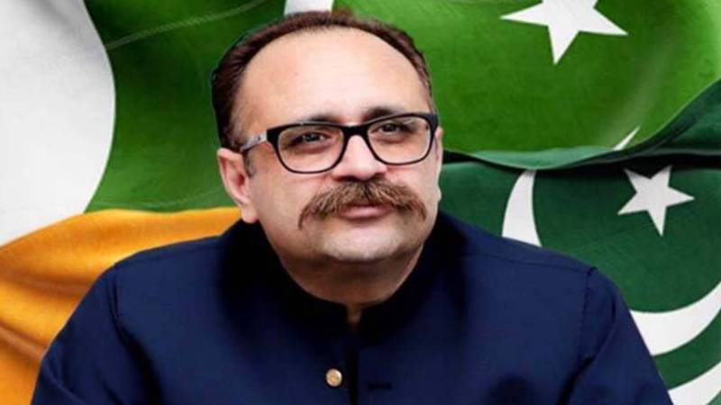 سردار تنویر الیاس کے قافلے پر فائرنگ اور پتھراؤ، ذاتی گارڈ زخمی