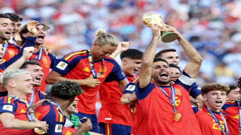 اسپین نے ورلڈ کپ جیت کر تاریخ رقم کر دی، 2026 میں منفرد دفاعی ریکارڈ بھی قائم