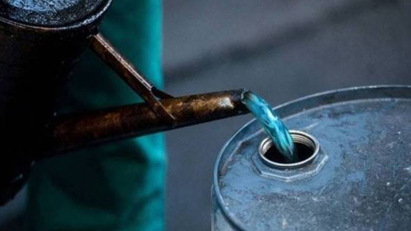 پیٹرول اور ڈیزل کے بعد مٹی کا تیل بھی مہنگا، نئی قیمتیں جاری