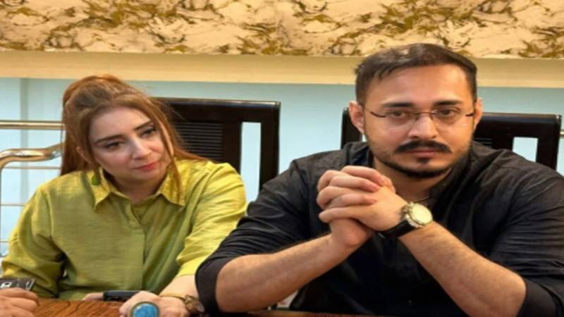 ماہرِ نفسیات ڈاکٹر نبیحہ علی خان نے شوہر سے خلع کے لیے عدالت سے رجوع کر لیا
