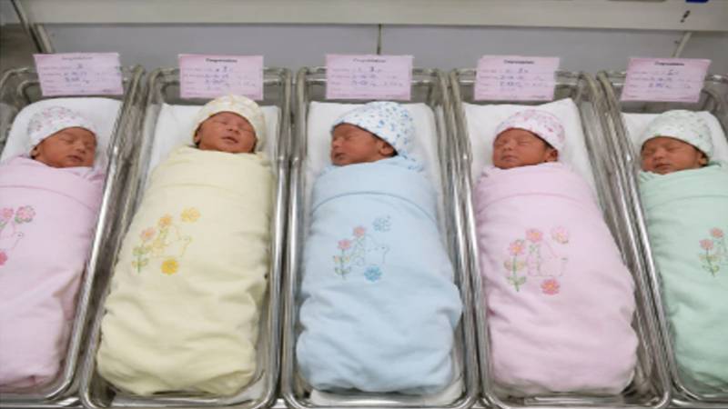 کوئٹہ میں بیک وقت 5 بچوں کی پیدائش، گھر میں خوشیوں کا سماں