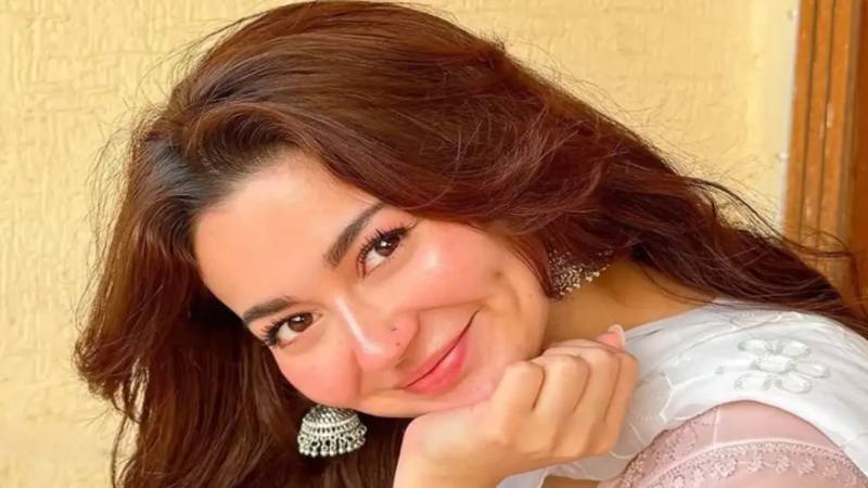 ہانیہ عامر کا عاجزی سے متعلق مشورہ سوشل میڈیا پر تنقید کی زد میں آ گیا