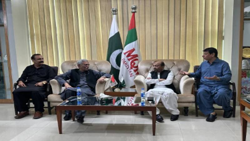 آزاد کشمیر انتخابات میں حمایت کے لئے ن لیگی وفد کا ایم کیو ایم پاکستان کے مرکز بہادرآباد کا دورہ