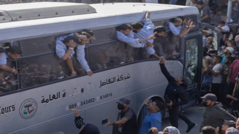 اسرائیل نے 60 فلسطینی قیدی رہا کر دیے