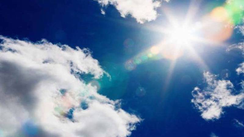 شہر میں سورج اور بادلوں کی آنکھ مچولی، آئندہ چند گھنٹوں میں بارش کا امکان