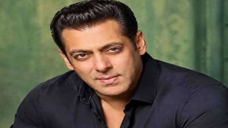بریانی کھاتے ہوئے سلمان خان کے سر میں انجیکشن لگ رہے تھے، فلمساز نے دلچسپ واقعہ سنا دیا