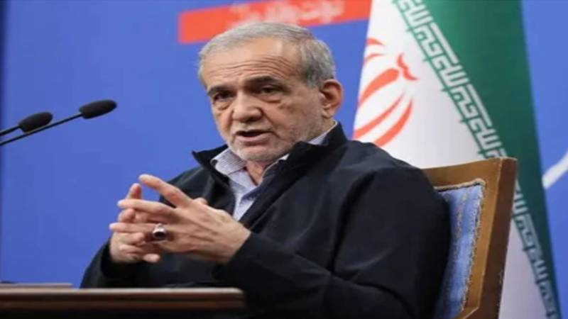 ایرانی صدر نے استعفے کی افواہیں مسترد کر دیں، کہا: میں کہیں نہیں جا رہا