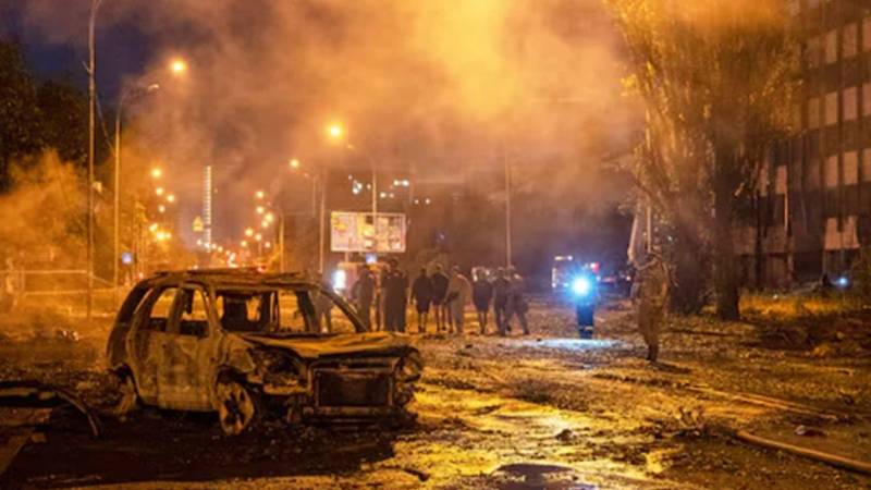 کیف پر روسی حملہ، 15 افراد ہلاک، 27 زخمی