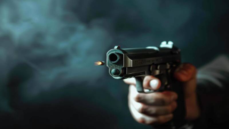 نجی ہاؤسنگ سوسائٹی میں فائرنگ، مرد اور خاتون جاں بحق،