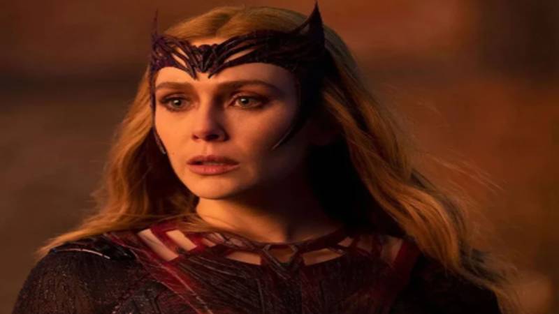 اپنے بچوں کو کھو کر دنیا تباہ کرنے والی ’دی ایونجرز‘ کی اسکارلٹ وچ ماں بن گئیں