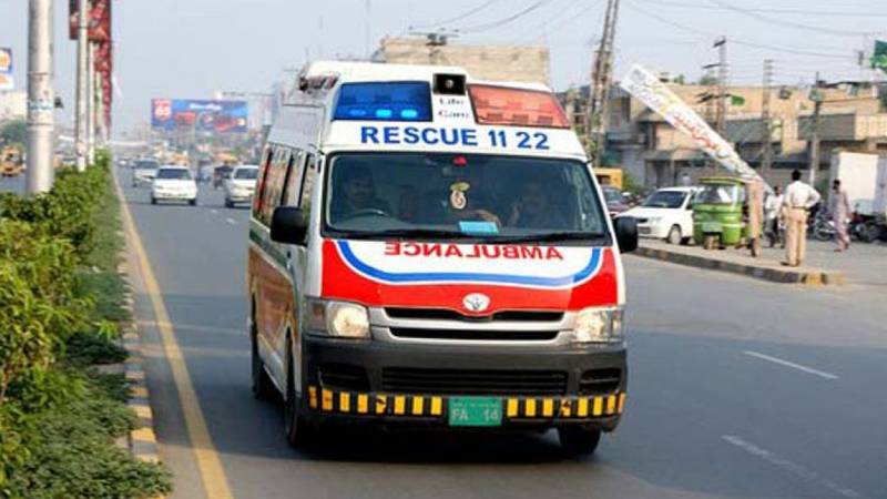 شاہ جمال انڈر پاس میں موٹر بائیک حادثہ، خاتون جاں بحق، 2 افراد زخمی