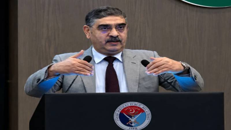 بلوچستان کے مسائل کا حل پرامن سیاسی اور آئینی طریقوں میں مضمر ہے:سینیٹر انوارالحق کاکڑ