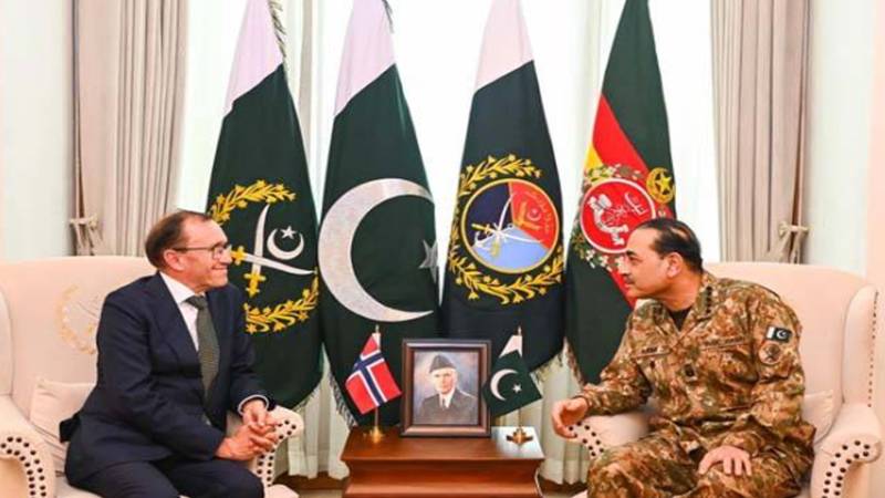 ناروے کے وزیر خارجہ ایسپن بارتھ ایڈ نے فیلڈ مارشل سید عاصم منیر سے ملاقات کی