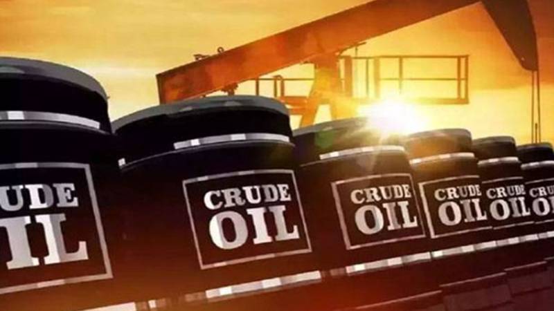 عالمی منڈی میں تیل کی قیمتوں میں اضافہ، جغرافیائی سیاسی خطرات کے سبب قیمتیں بڑھنے کا رجحان جاری
