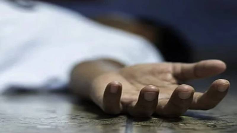 کراچی کی نیو سبزی منڈی میں ٹرک سے گرتے ہوئے 60 سالہ مزدور جاں بحق